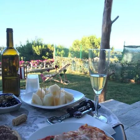 La Trave 3* Montecosaro (Marche)