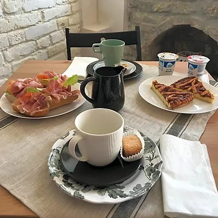 La Trave Bed & Breakfast Montecosaro (Marche)