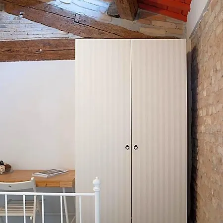 La Trave Bed & Breakfast